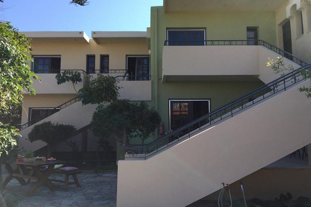 Evangelos Apartments Platanés Eksteriør billede