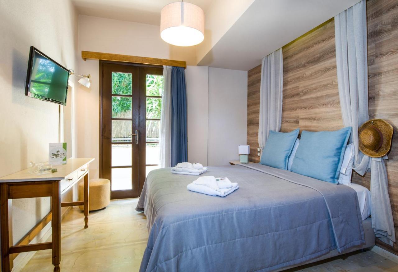 Evangelos Apartments Platanés Eksteriør billede